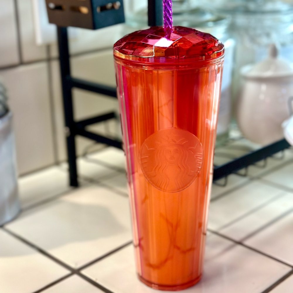 Starbucks Orange Red Ombre Reusable Tumbler with Faceted Red Lid